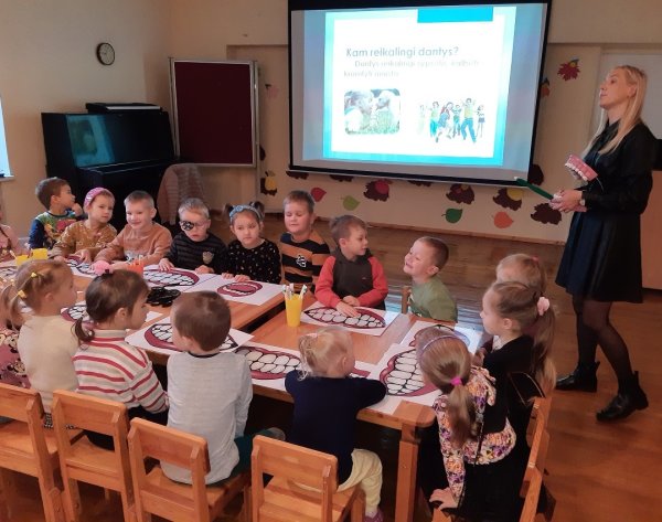 Švietimo įstaigų naujienos
